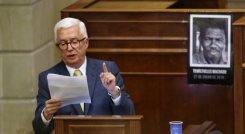El senador Robledo asegura que seguirá trabajando por sus convicciones en el lugar que considere deba hacerlo./ Foto: Archivo