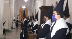 La Hermandad de Jesús Nazareno cuenta con 350 integrantes. Los adultos mayores no podrán acompañar las celebraciones presenciales.   / Foto: Cortesía/ La Opinión