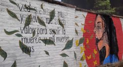 El primer mural en honor a Policarpa Salavarrieta. Su objetivo es pintar a las demás heroínas de la historia.  
