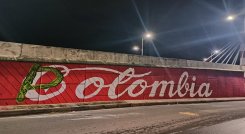 Uno de los murales se encuentra en el puente elevadizo cerca de la redoma de San Mateo, el otro en la redoma de Atalaya / Cortesía