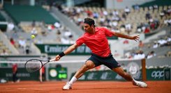 Roger Federer tenista suizo pasó la primera semana en el Roland Garros