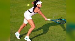 María Camila Osorio se prepara para la qualy de Wimbledon. 