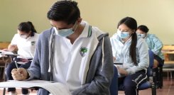  Con todos los protocolos de bioseguridad se hizo la réplica de los cuestionarios a manera de preparación para acceder a los distintos programas de la educación superior. / Cortesía