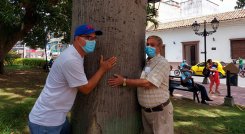 El hombre que salvó la ceiba