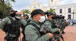 Los uniformados extremarán los controles y las medidas de seguridad. / Cortesía/ La Opinión