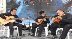Cien reconocidos artistas locales recibieron un estímulo económico. / Cortesía/ La Opinión 