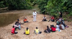 La Universidad Francisco de Paula Santander, seccional Ocaña llega hasta los lugares más apartados de la zona del Catatumbo donde están los resguardos de los Barí. Foto: Cortesía / La Opinión    