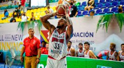 Miles Bowman Jr denunció la falta de pagos en el elenco rojinegro. 