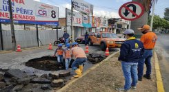 El hundimiento de la calzada en la avenida Francisco Fernández de Contreras prende las alarmas sobre el flujo vehicular del tráfico pesado. Se requiere con urgencia la construcción de una perimetral para Ocaña.