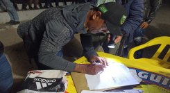 El alcalde de La Playa de Belén suscribió un acta de compromiso con los campesinos y transportadores para mejorar la movilidad.