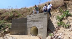 Campesinos del corregimiento de Pueblo Nuevo impiden el ingreso de técnicos de la empresa de gas natural para el mantenimiento de las redes, hasta tanto se arregle la carretera.