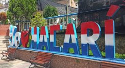 Vivas se mantienen las tradiciones orales en el municipio de Hacarí con la historia del encanto barí. Quien pise la cabeza del cacique se enamora de la región y se queda para siempre.