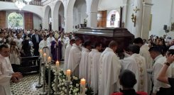 Rinden último adiós al obispo de Ocaña 