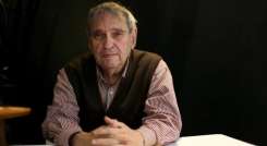 Poeta venezolano Rafael Cadenas afirma, a sus 93 años, que seguirá escribiendo