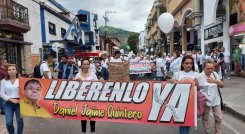 Durante la marcha en contra del secuestro y la extorsión solicitó a los violentos que cesen su accionar./ Foto: Cortesía.