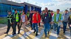 Examinan detalles en el aeropuerto de San Antonio