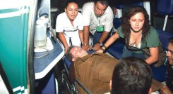 En 2007 el exalcalde Ramiro Suárez sufrió un desmayo y fue el hoy gerente del Meoz, Tonino Mota quién lo auxilió/Foto archivo/La Opinión