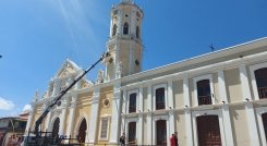 La catedral es sometida a una intervención debido a las filtraciones de agua./Foto Javier Sarabia/La Opinón