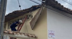 Las lluvias han ocasionado el desplome de la parte lateral de los techos donde está ubicada la biblioteca pública Luis Eduardo Páez Courvel./Fotos Cortesía.