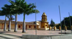 El lugar de mayor peregrinación es el santuario del agua de la virgen donde se venera la imagen de la patrona de los ocañeros.