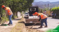 En la vía que conduce hacia la granja El Algodonal de la universidad Francisco de Paula Santander, se adelanta la limpieza peatonal./ Foto: Cortesía