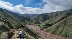 Urge intervención del Servicio Geológico en Villa Caro