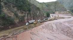 Damnificados de la vereda El Tarrita exigen una solución definitiva a la emergencia vial./ Foto: Cortesía 