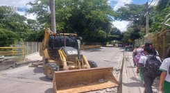 Trabajos de saneamiento básico ambiental se adelantan en Ocaña para recoger el 70 por ciento de las aguas negras vertidas a los ríos./ Foto: Cortesía