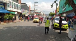 Así lucen los andenes y calzadas del centroen las avenidas quinta, sexta y séptima, en las que se adelanta un plan de reorganización del espacio público. /Foto Orlando Carvajal/La Opinión