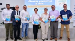 Presentación de libro en la Unisimón