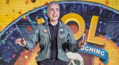 Con ‘LOL Colombia’ y la nueva ‘Betty’, el actor expande su legado en Prime Video.