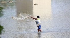 Aún nativos del río Pamplonita sacan su sustento de sus aguas/Foto Carlos Ramírez