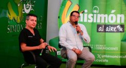 Jhon Franklin Espinosa Castro, coordinador de Publicaciones y Manuel Ernesto Riaño Garzón, jefe del Departamento de Investigación e Innovación, son los líderes de la REDCIEN. /Foto cortesía