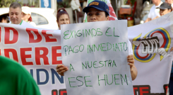 Trabajadores del Hospital Erasmo Meoz protestaron por crisis financiera. 