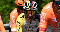 El colombiano Egan Bernal brilló nuevamente el Tour de los Alpes, disputándole la etapa a Thomas Pidcock, vencedor de la tercera jornada.