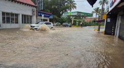 Las intensas lluvias no dan tregua y se presentan inundaciones en algunos barrios de Ocaña.