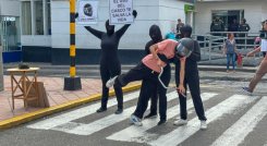  Mediante el teatro callejero se busca crear conciencia y bajar los índices de accidentalidad en Ocaña.