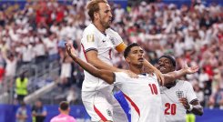 La selección inglesa en un gran partido goleó a Croacia en el debut del Grupo L del Mundial. 