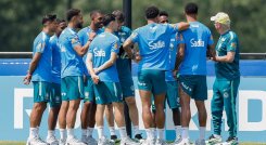 El seleccionado brasileño buscará  hacerse con el cupo a los octavos de final ante la corpulenta Noruega.