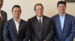 POLÍTICAS POSESIONADOS 