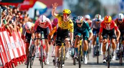 Matthew Brennan (Team Visma) sigue destacándose en las llegadas de las etapas llanas de la Vuelta a España.