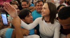 En su arribo a Venezuela, María Corina Machado fue ovacionada por sus seguidores./Foto: Cortesía