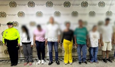 Desmantelan red que usaba huellas falsas para quedarse con subsidios del Estado
