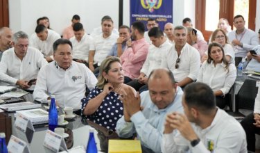 Seis alcalde del departamento llevaron la representación de sus demás colegas ante el presidente electo Abelardo de la Espriella/Foto cortesía Juan Pablo Bayona
