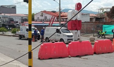Sitio del atentado con camión bomba en la avenida 2 Norte con Avenida Los Libertadores./Foto Orlando Carvajal/La Opinión