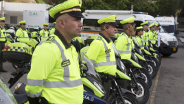 Agentes de tránsito.