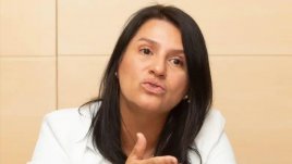 Remezón en el uribismo: Senadora antioqueña Paola Holguín renunció a su curul y al Centro Democrático