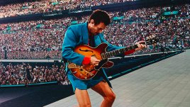 ¿Qué le pasó a Harry Styles? se desplomó en pleno concierto y preocupó a fans