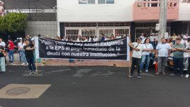 Los sindicatos les exigieron a las EPS y al mismo Gobierno que agilice los pagos a los Hospitales e IPS./Foto: Orlando Carvajal/La Opinión