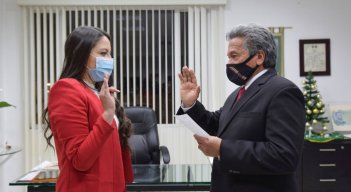 Se posesionaron las secretarias de Gobierno, Leidy Parra y Hacienda, Yamile Rodríguez. 